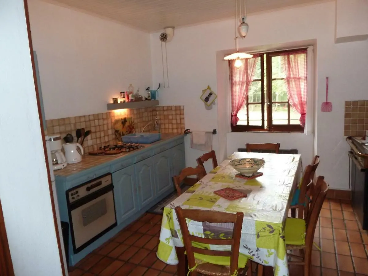 Séjour à la campagne Maison d'hôtes GITE LES GILLES ET SES ANIMAUX CALME-BON AIR - 5 personnes à Pinet